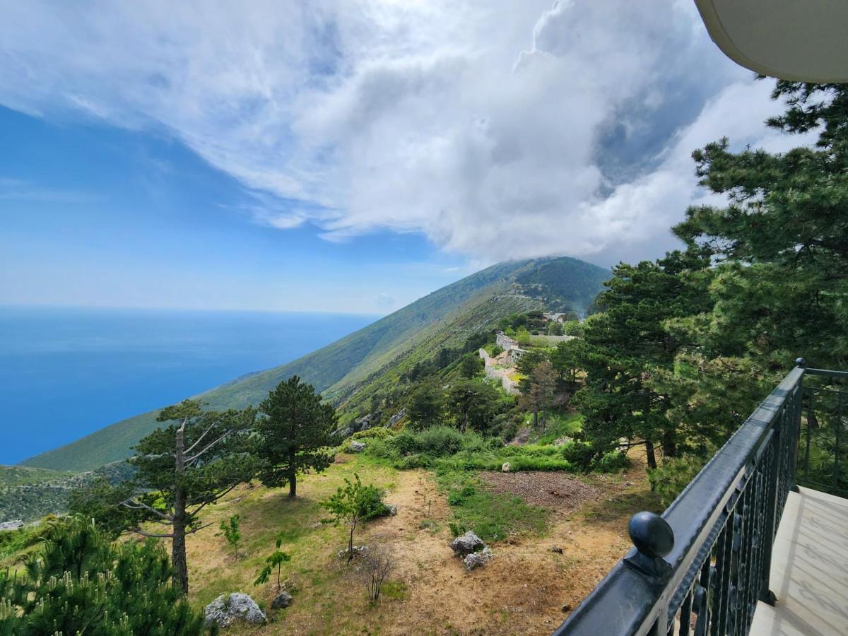 Llogora Dervishaliu Hotel Llogara National Park Extérieur photo